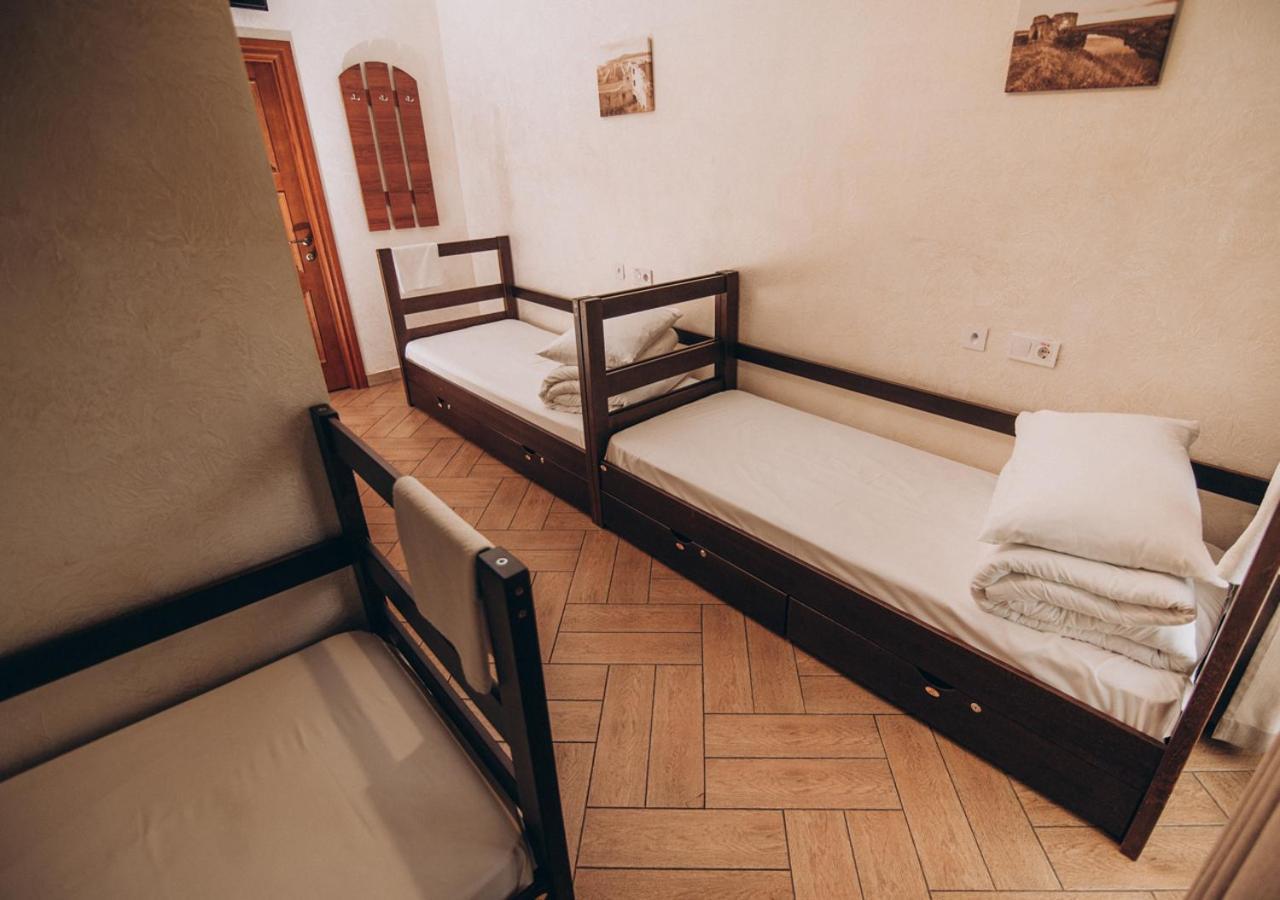 Хостел 24 Khmelʼnytsʼkyy Habitación foto